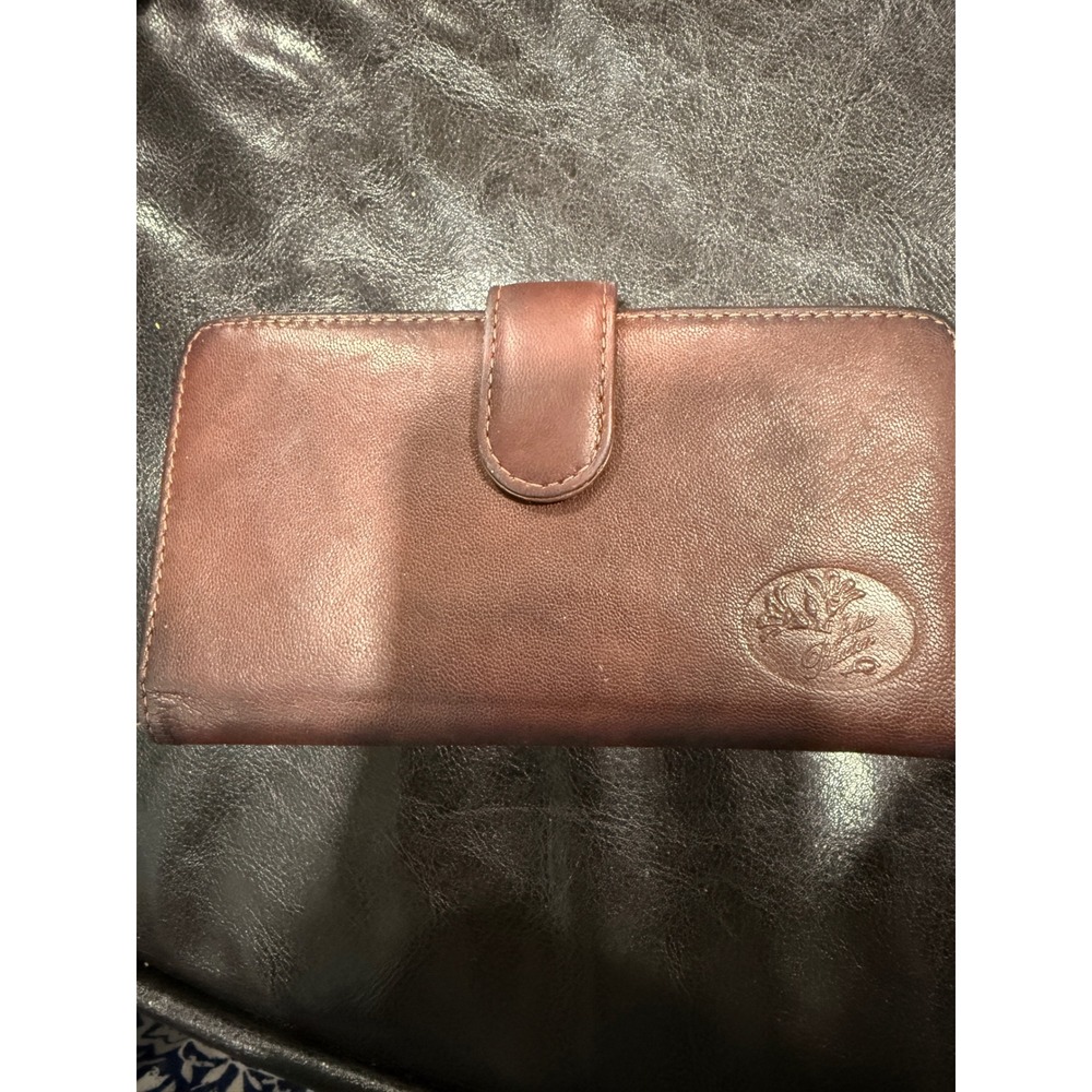 Buxton Brown Leather Bi‎ Fold Wallet Snap Closure Embossed Logo Genuine Leather